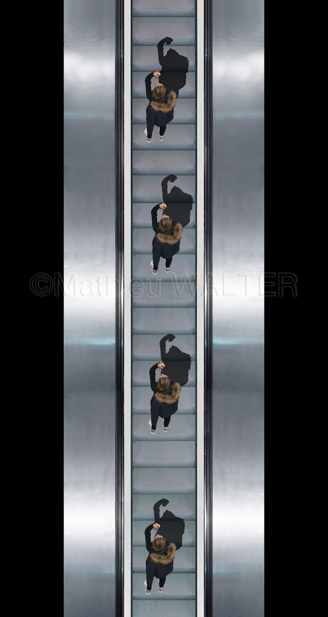 Escalator - Tout un monde - selfi...sh!